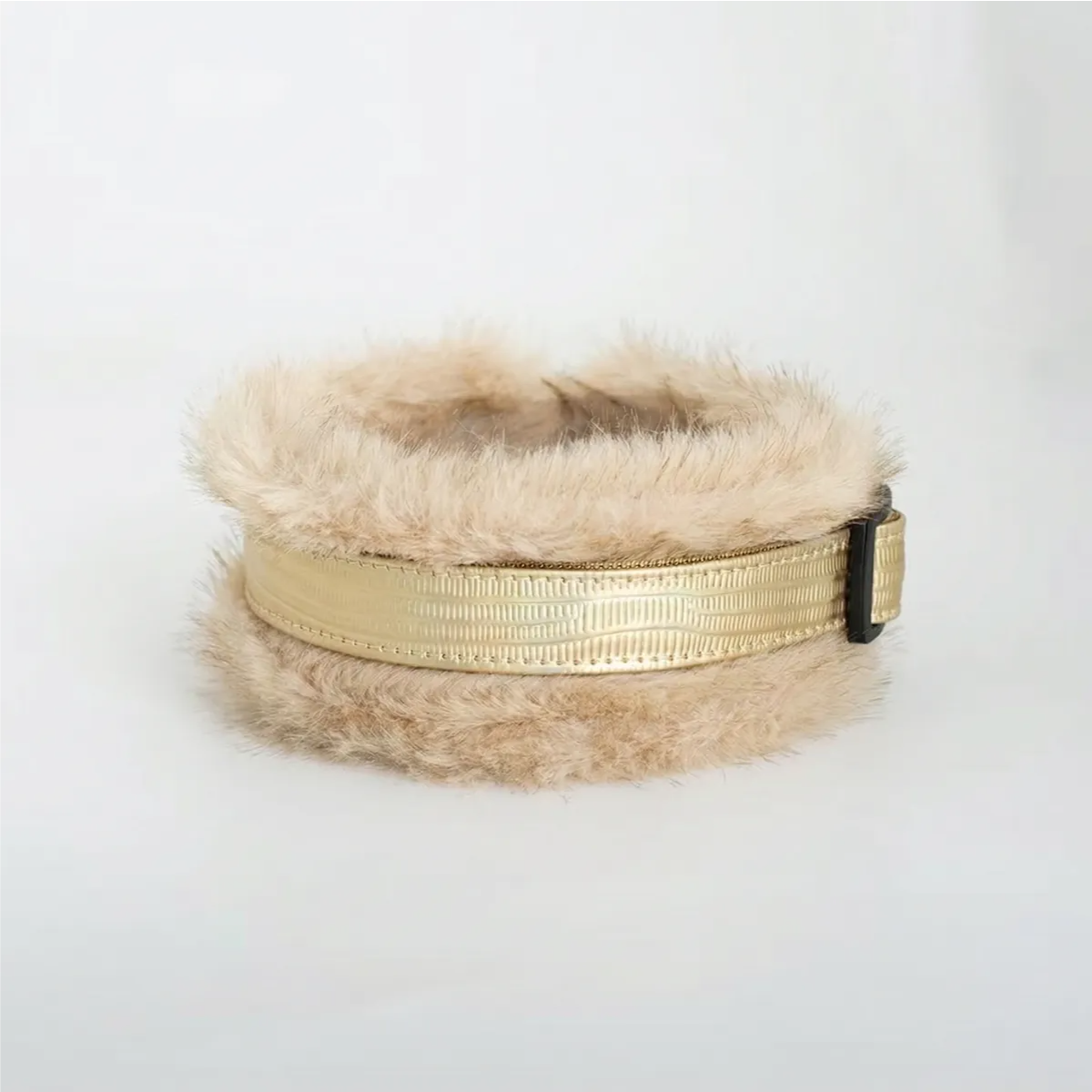 2-in-1 Detachable Shimmering Plush Leather Pet Collar